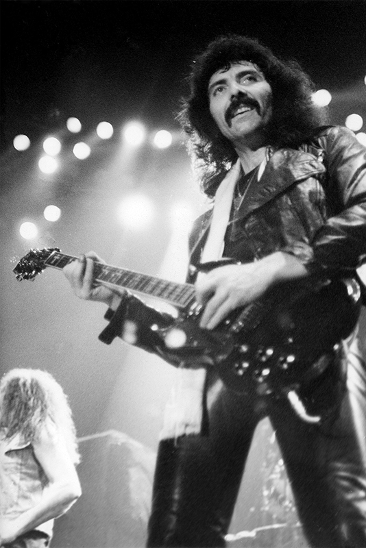 BlackSabbath_001_14x21cm